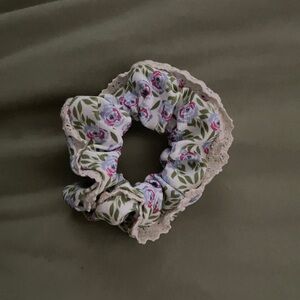 Floral Lace Trim Hair Scrunchie